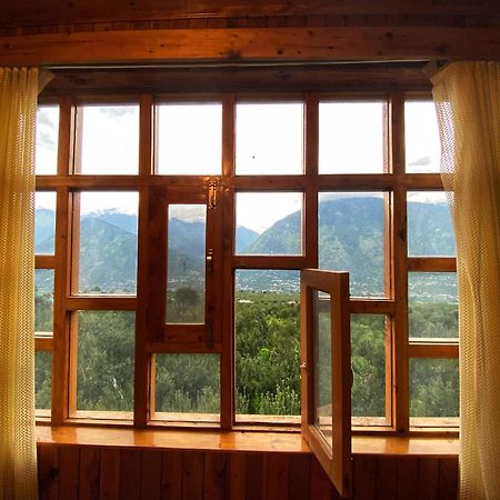 Pine Tower Inn Manāli エクステリア 写真